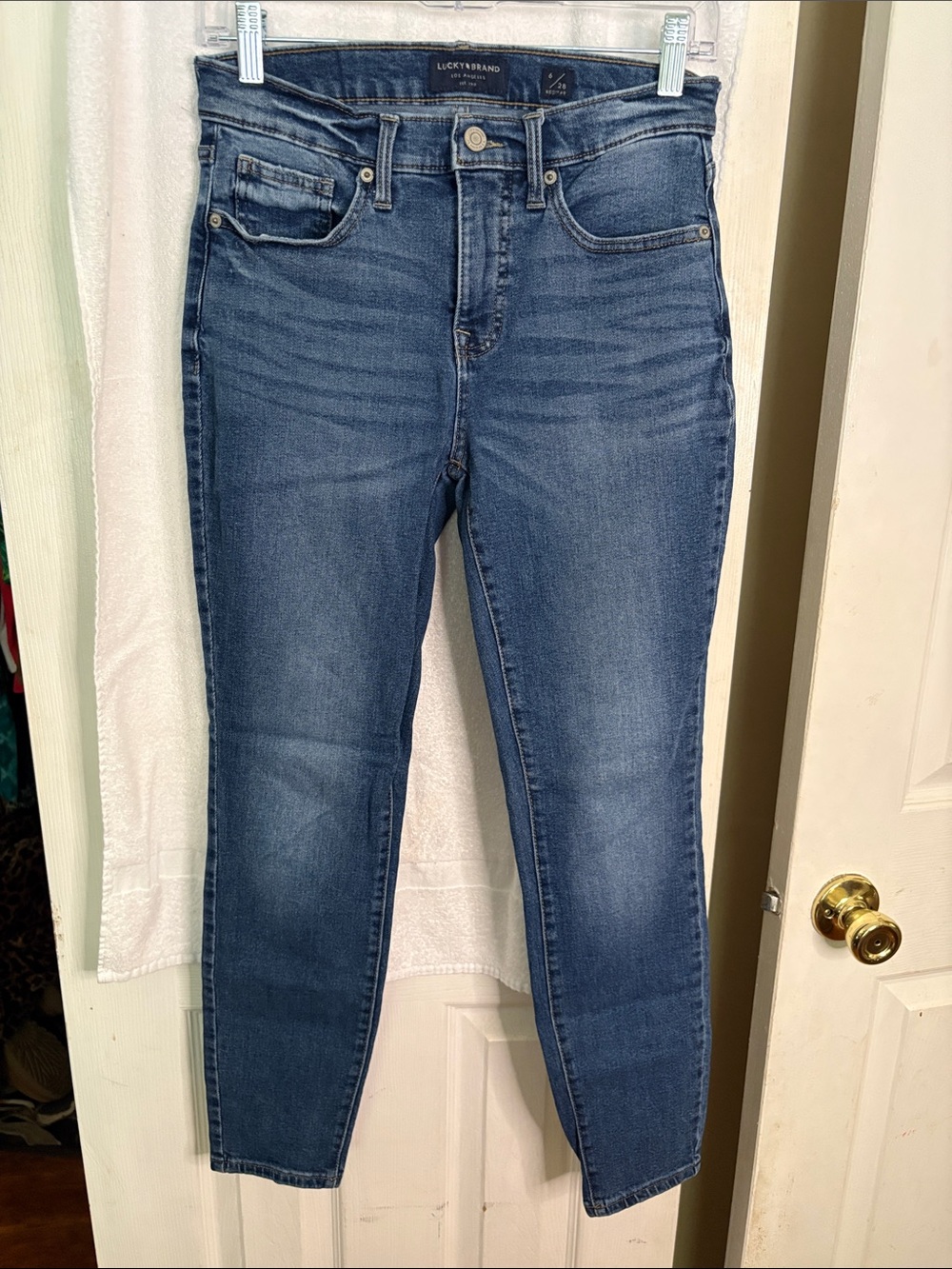 Lucky Brand Mid Rise Skinny Ava